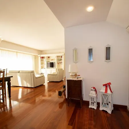 Lejlighed Dimora La Rosa Luxury House